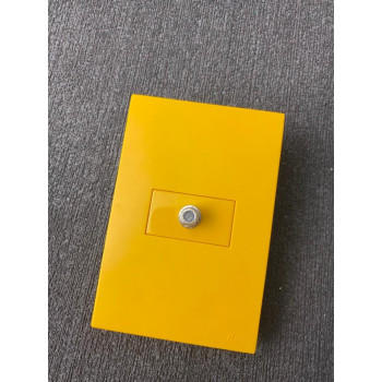 Conjunto Coaxial TV Horizontal 4x2 - RECTA MOSTARDA SATIN FOSCO Conjunto Coaxial TV Horizontal 4x2 - RECTA MOSTARDA SATIN FOSCO